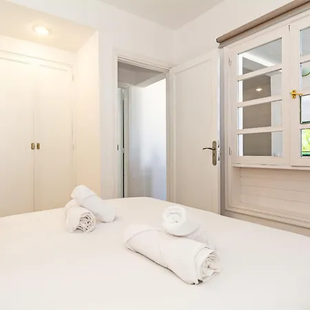 Tuscan 2br Seaviews Terrace & Pool شقة كوستا تاغيسي